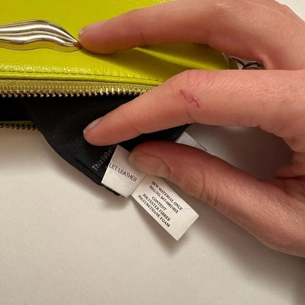 DVF “Lips” small wristlet